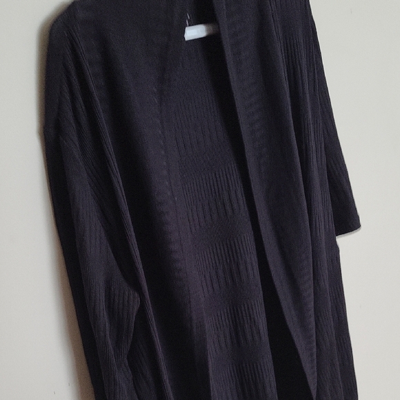 Women's Black Sweater - Picture 5 of 7